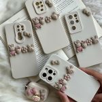 قاب موبایل آیفون شهر موش ها و خرگوش برجسته سفید - Image 2