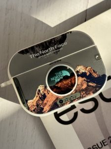 کاور ایرپاد موزیکال نورث فیس ( The North face ) کرومی - Image 2