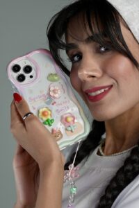 قاب موبایل ( آیفون ) قورباغه و نیلوفرآبی + بندست بابونه - Image 3